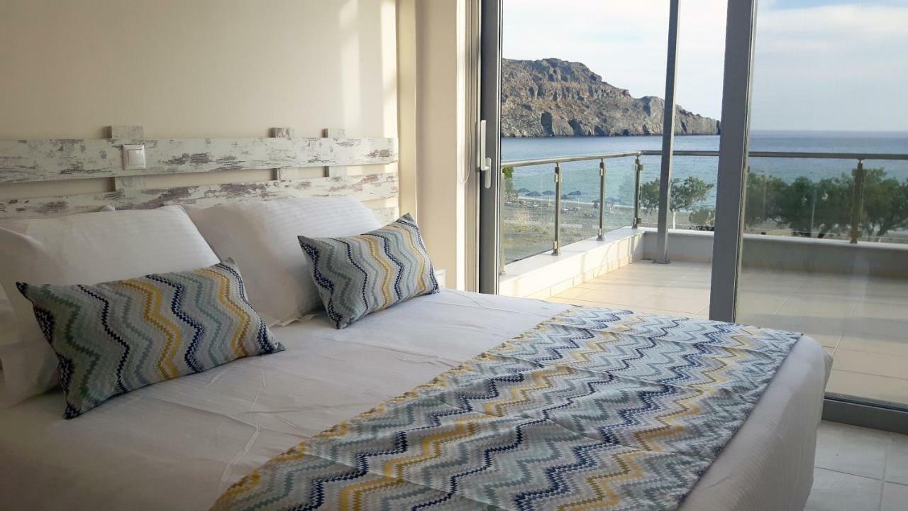 Beach House Plakias Bagian luar foto
